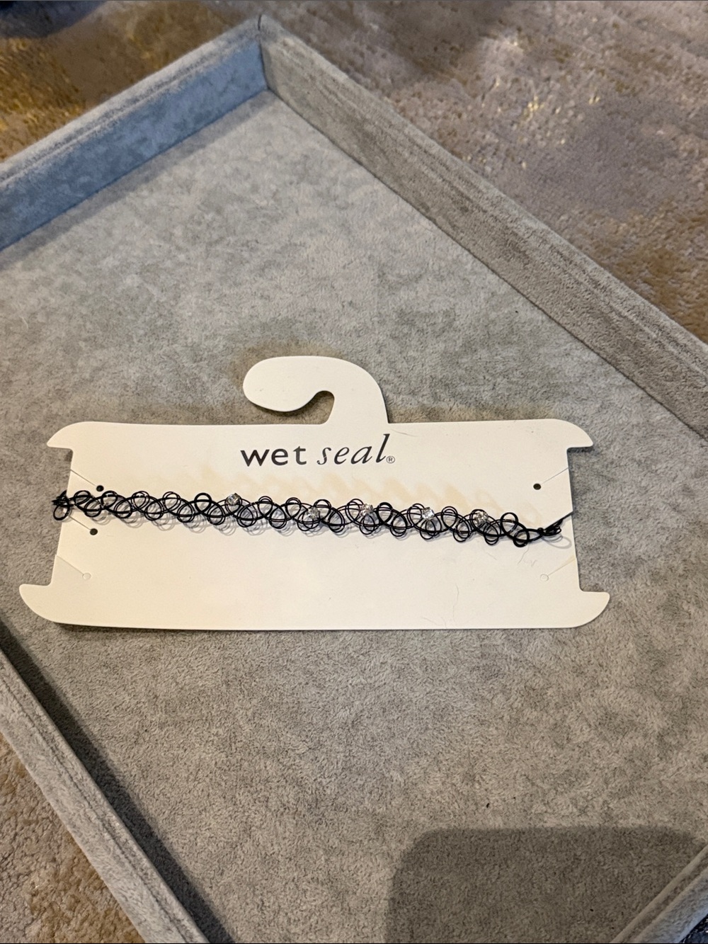⭐️Wet Seal Black Stretch Tattoo Choker